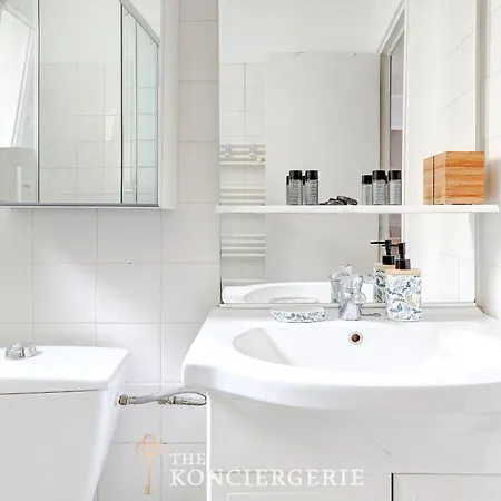 Confortable A Deux Pas De La Sorbonne * 파리