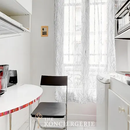 Confortable A Deux Pas De La Sorbonne *